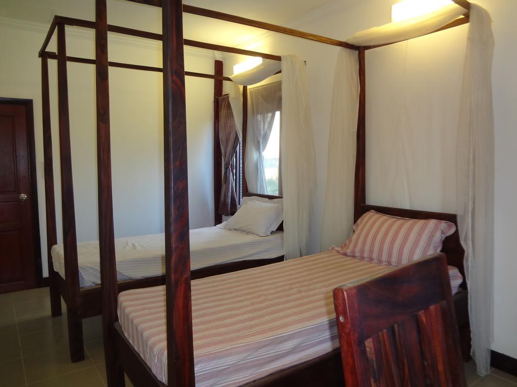 Red House Hotel Koh Dach Room photo